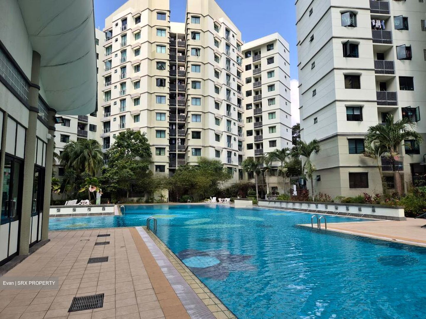 Simei Green Condominium (D18), Condominium #461491661